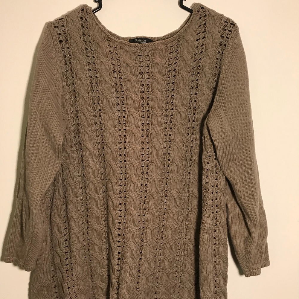 🎁HOLIDAY SALE!!!🎁 Cozy Cable Knit Sweater